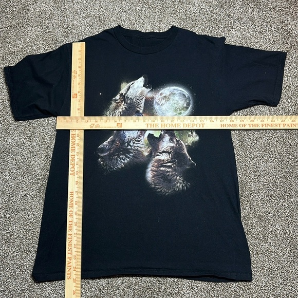 Wolf pack t-shirt black no size tag fits like a mens small - feels like cotton - Picture 3 of 4